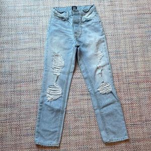 BDG light wash ripped jeans size 24